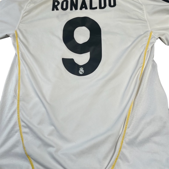 2009-2010 Real Madrid Ronaldo #9 Jersey Long Sleeve - Picture 2 of 2